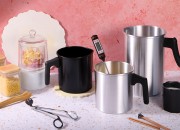 Aluminijumski bokal 3000mL u crnoj ili srebrnoj boji sa drškom Aluminijumski bokal 3000mL u crnoj ili srebrnoj boji sa drškom