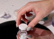 Akrilna providna kutijica 3mL sa belim zatvaračem - 12 kom Akrilna providna kutijica 3mL sa belim zatvaračem - 12 kom