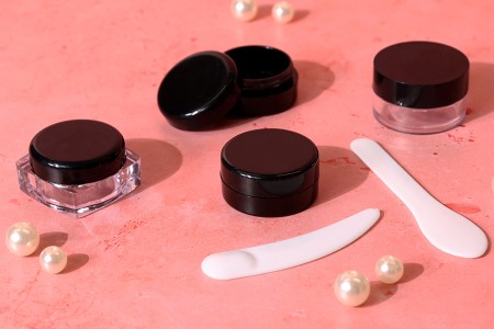 Plastična crna kutijica 3mL - 12 kom-grupa_slika