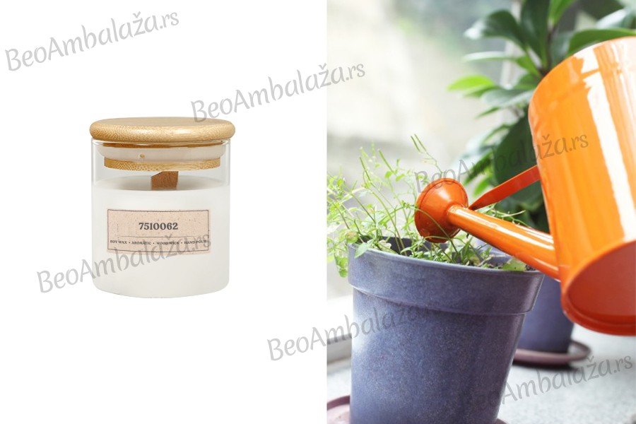 Crystalline Garden - Aromatična sveća od sojinog voska sa drvenim fitiljem (110gr)