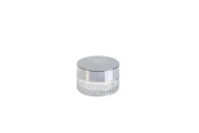 Staklena okrugla kutija za kreme od 30 ml sa srebrnim aluminijumskim poklopcem, plastičnim međupoklopcem i unutrašnjom zaptivkom