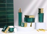 Luksuzna akrilna teglica 50 mL za kremu u smaragdnoj boji sa plastičnim međupoklopcem-grupa_slika