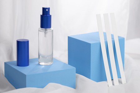 Cilindrična staklena bočica 15mL sa grlom PP18-3