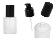 Bočica od peskiranog stakla od 50 mL sa crnom pumpicom za kreme i crnim mat poklopcem-slika_proizvoda