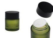 Staklena teglica 30 mL u mat zelenoj boji sa crnim zatvaračem (sa unutrašnjom zaptivkom) i plastičnim međupoklopcem-slika_proizvoda