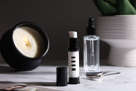 Airless akrilna bočica 5mL za kreme, u dve boje - 12 kom-grupa_slika