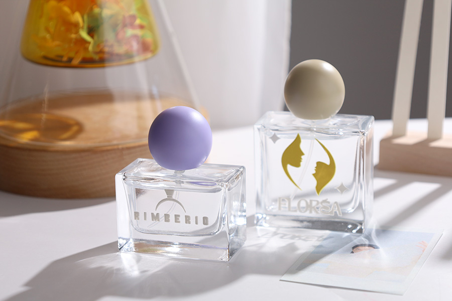 Set - aluminijumski sprej i ljubičasti okrugli zatvarač (mali) za bočice sa grlom 15/400-grupa_slika