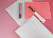 Roze mat koverta sa pucketavom folijom 16x19,5cm - 10 kom Roze mat koverta sa pucketavom folijom 16x19,5cm - 10 kom