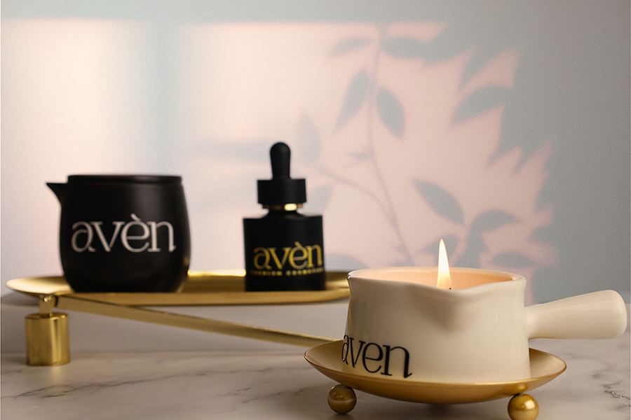 Keramička posuda 290mL sa drškom i izlivom za vosak za masažu-grupa_slika