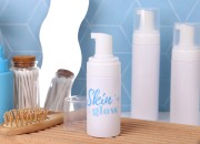 Plastična (PET) bela bočica od 150 mL sa belom pumpicom za penu i poklopcem-grupa_slika