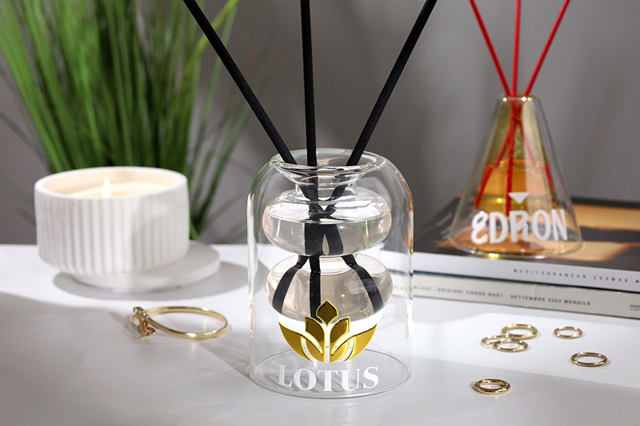 Staklena posuda 190 mL dvokomorna (90x120 mm) od duvanog stakla, pogodna za osveživače prostora, u raznim bojama-grupa_slika