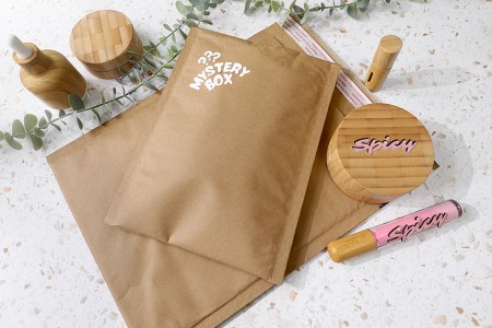 Koverta 235x280 mm sa unutrašnjim papirnim ojačanjem i samolepljivim zatvaranjem-grupa_slika