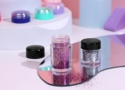 Akrilna kutijica 10 mL sa zatvaračem i čepom sa rupicama, za praškastu kozmetiku - 12 kom Akrilna kutijica 10 mL sa zatvaračem i čepom sa rupicama, za praškastu kozmetiku - 12 kom