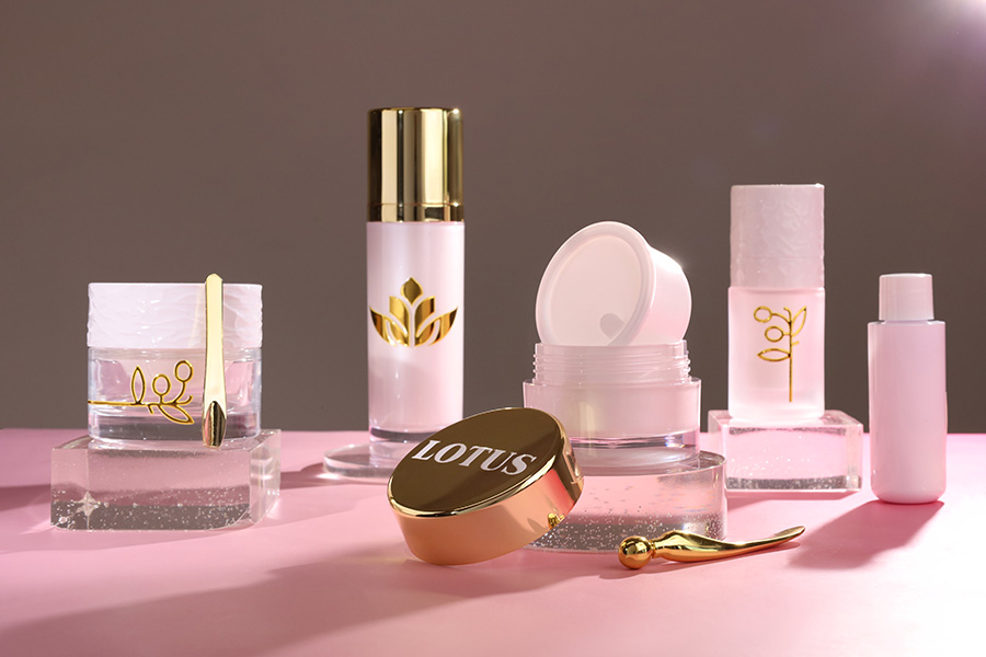 Luksuzna akrilna dopunjiva bočica od 30 mL sa pumpicom za kremu i zatvaračem-grupa_slika