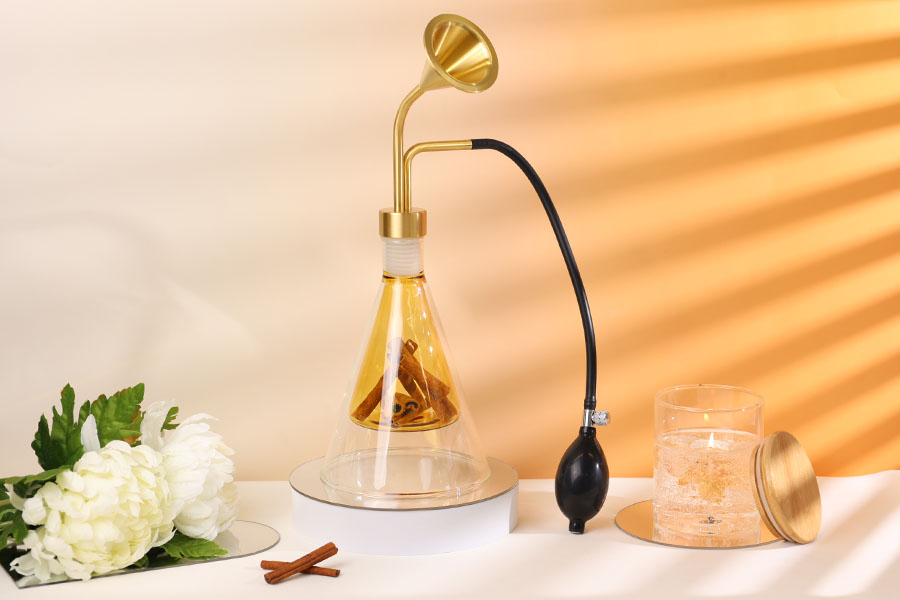 Uređaj - Boca za uzorkovanje arome proizvoda sa dugačkom pumpicom u crnoj boji-grupa_slika