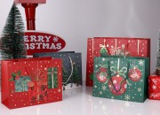 Božićne papirne poklon kese, dimenzija 310x120x250 mm (210 g) sa ručkom - 12 kom raznih motiva-grupa_slika