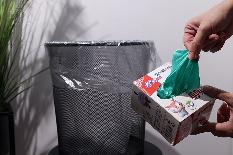 Plastične kese 45x55 cm u raznim bojama - pakovanje od 72 kom-grupa_slika