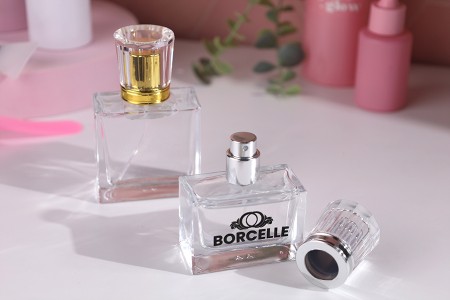 Set - sprej 15/400 i akrilni četvrtasti poklopac u zlatnoj ili srebrnoj boji-grupa_slika