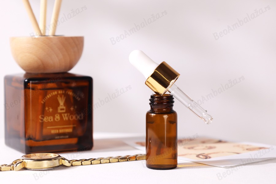 Braon bočica 10mL sa pipetom, u zlatnoj boji-grupa_slika