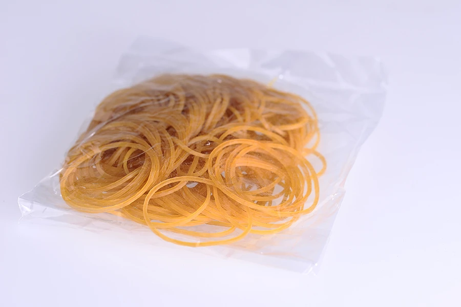 Gumice prečnika 40 mm - paket od oko 150 kom-dimenzije_slike