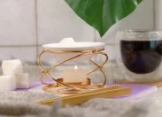 Okrugli metalni osveživač prostora sa keramičkom posudom za voskove i ulja-grupa_slika