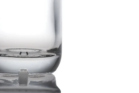 Staklena okrugla flaša 200mL-4