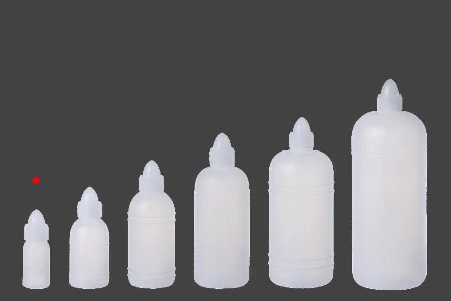 Providna plastična flašica 15mL sa krstom, za svetu vodicu Providna plastična flašica 15mL sa krstom, za svetu vodicu