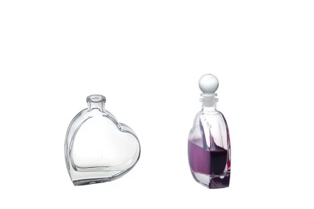 Staklena flašica u obliku srca 50mL-2