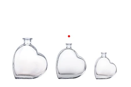 Staklena flašica u obliku srca 100mL-4