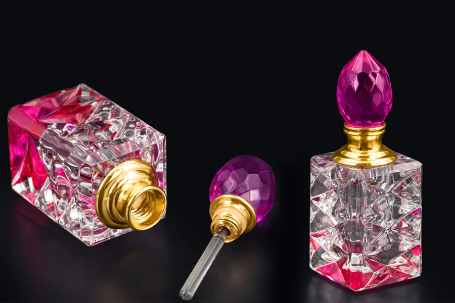 Kristalna bočica za parfem od 5 ml sa kristalnim poklopcem i iglom u 6 boja-