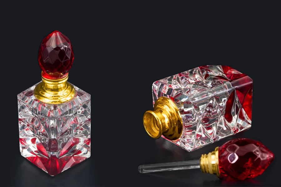 Kristalna bočica za parfem od 5 ml sa kristalnim poklopcem i iglom u 6 boja-grupa_slika