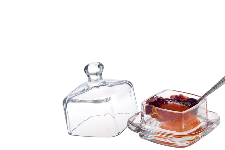 Ukrasna staklena kockasta posuda sa staklenim poklopcem-grupa_slika