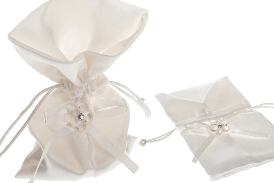Bele satenske vrećice-slika_proizvoda