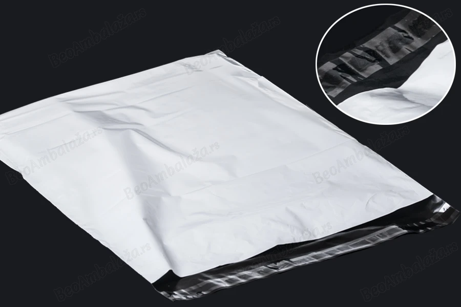 Plastična bela PE kesa 350x450mm sa samolepljivim zatvaranjem, za slanje poštom - 100 kom-slika_proizvoda
