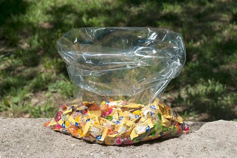 Providne plastične kesice od skupljajuće folije (POF - poliolefin) za hranu 350x450mm - 100 kom Providne plastične kesice od skupljajuće folije (POF - poliolefin) za hranu 350x450mm - 100 kom