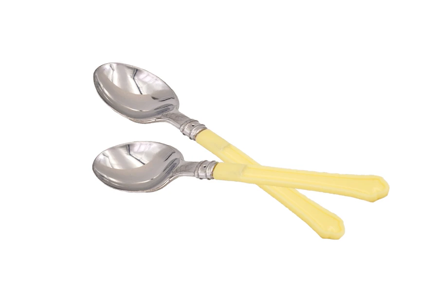 Plastične kašičice u 3 boje (13,5 cm) - 50 kom