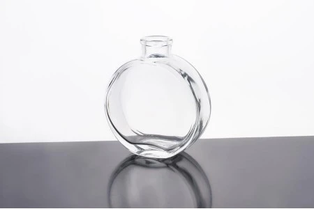 Ovalna flaša 150mL-3