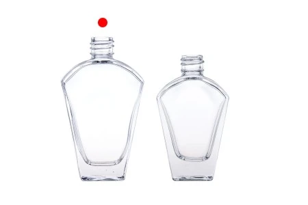 Staklena bočica za parfem 50mL, posebnog "V" oblika, 18/415-5
