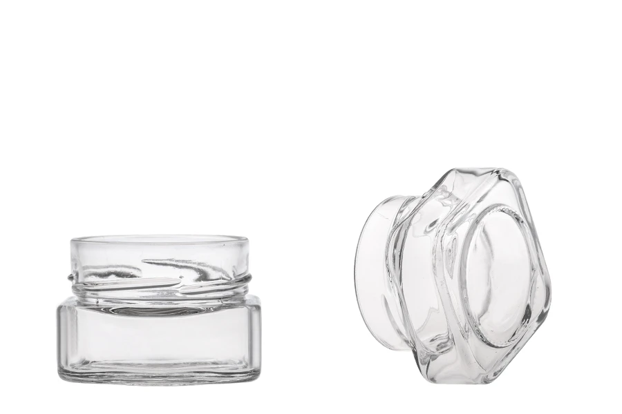 Četvrtasta tegla 106mL, (za T.O. 70 Deep zatvarač) - bez zatvarača Četvrtasta tegla 106mL, (za T.O. 70 Deep zatvarač) - bez zatvarača