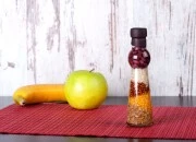 Staklena flašica 100mL sa semenkama, za dekoraciju kuhinje
