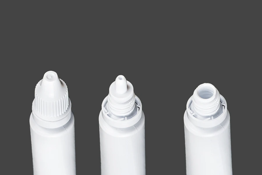Plastična bela tubica sa zatvaračem 25mL - 12 kom Plastična bela tubica sa zatvaračem 25mL - 12 kom