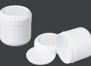 Plastična bela kutijica 100mL, sa plastičnim belim zatvaračem i međupoklopcem - 12 kom Plastična bela kutijica 100mL, sa plastičnim belim zatvaračem i međupoklopcem - 12 kom