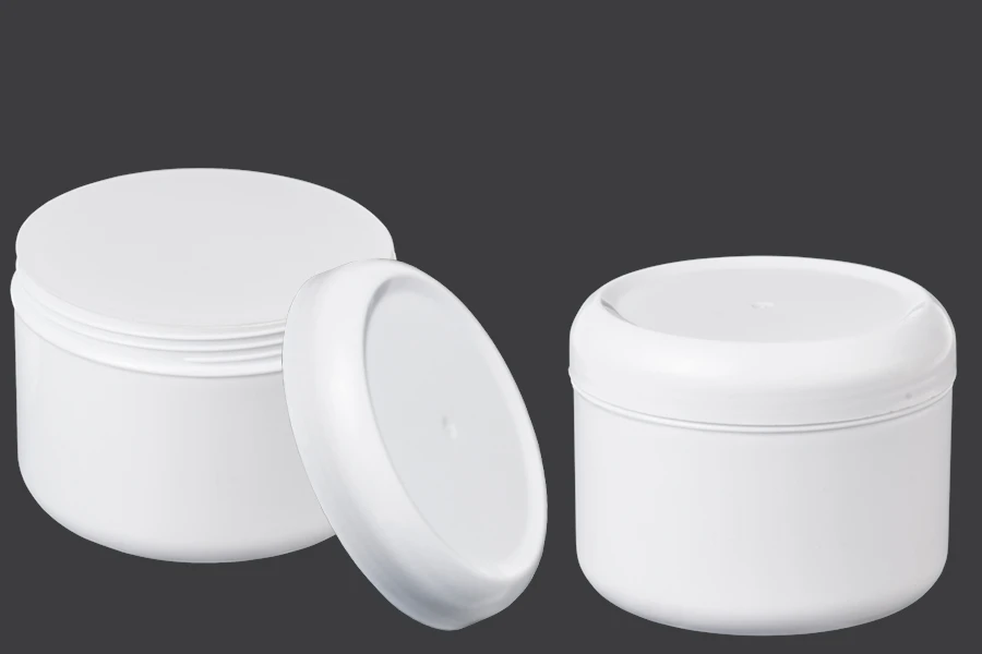 Plastična bela kutija 250mL sa zatvaračem i međupoklopcem - 12 kom Plastična bela kutija 250mL sa zatvaračem i međupoklopcem - 12 kom