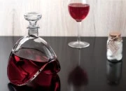 Staklena flaša modernog izgleda 500mL