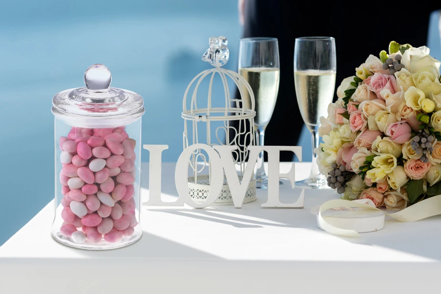 Staklena okrugla tegla 700mL, sa staklenim poklopcem i hermetičkim zatvaranjem-grupa_slika