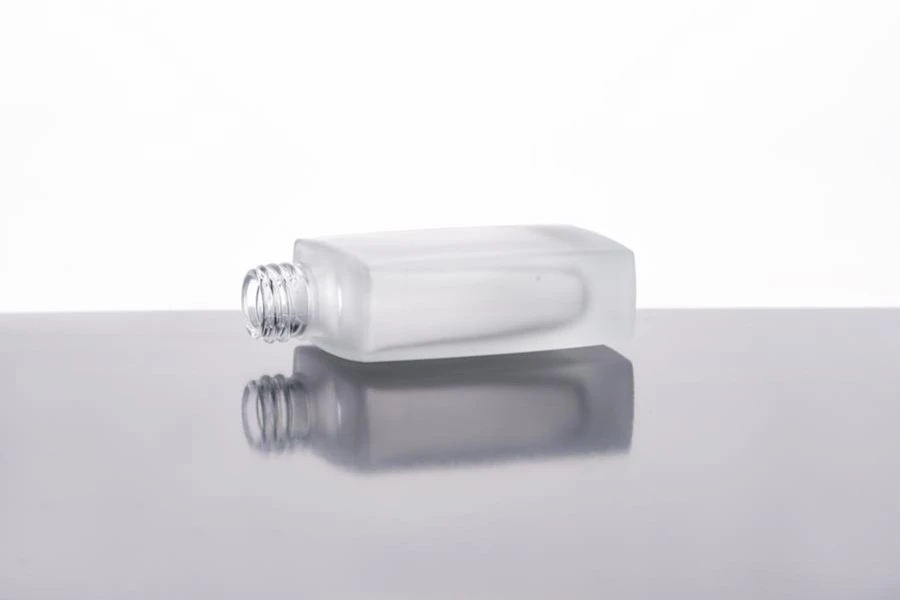 Bočica od peskiranog stakla 30mL, za parfeme 18/415 Bočica od peskiranog stakla 30mL, za parfeme 18/415