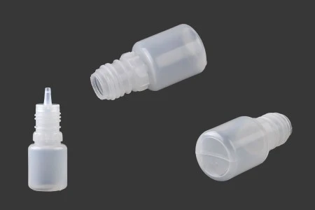 Plastična poluprovidna flašica 5mL sa crnim plastičnim zatvaračem CRC i plastičnom kapalicom, za elektronske cigarete - 50 kom-7