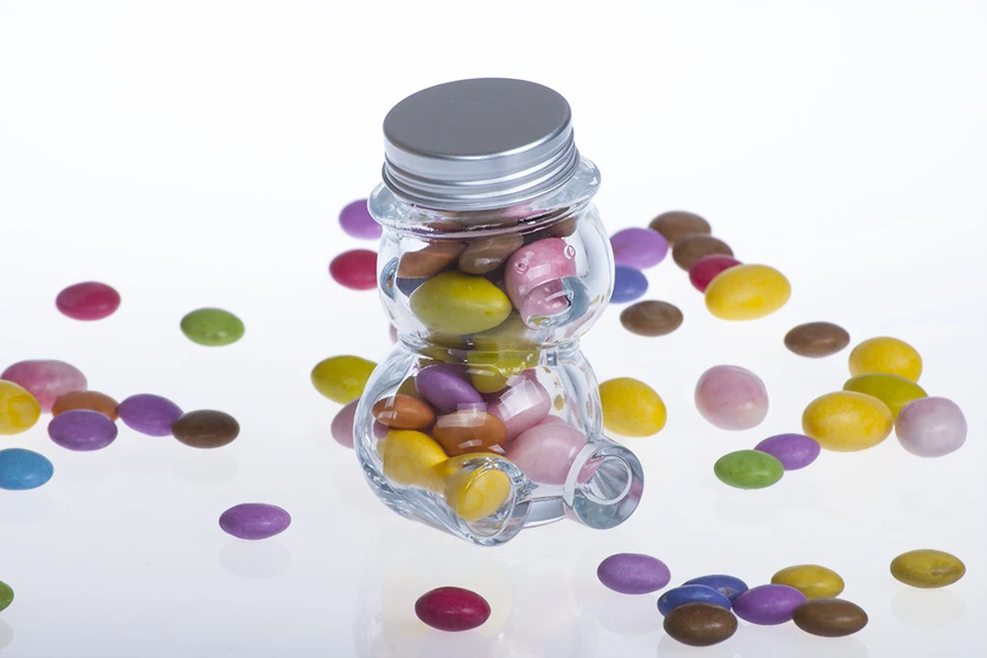 Staklena teglica u obliku medveda 80mL sa aluminijumskim zatvaračem u srebrnoj boji-