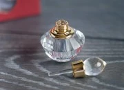 Kristalna bočica 3 ml sa kristalnim poklopcem i iglom