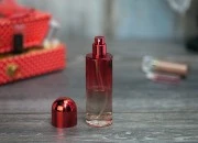 Staklene flašice za parfeme 30mL, sa sprejom i zatvaračem, u više boja Staklene flašice za parfeme 30mL, sa sprejom i zatvaračem, u više boja